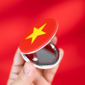 Gương gấp PU hình Tròn in hình Cờ Việt Nam