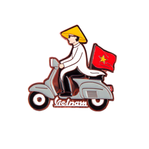 Huy hiệu Nam áo dài Vespa