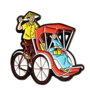 Huy hiệu xích lô chở cô gái áo dài